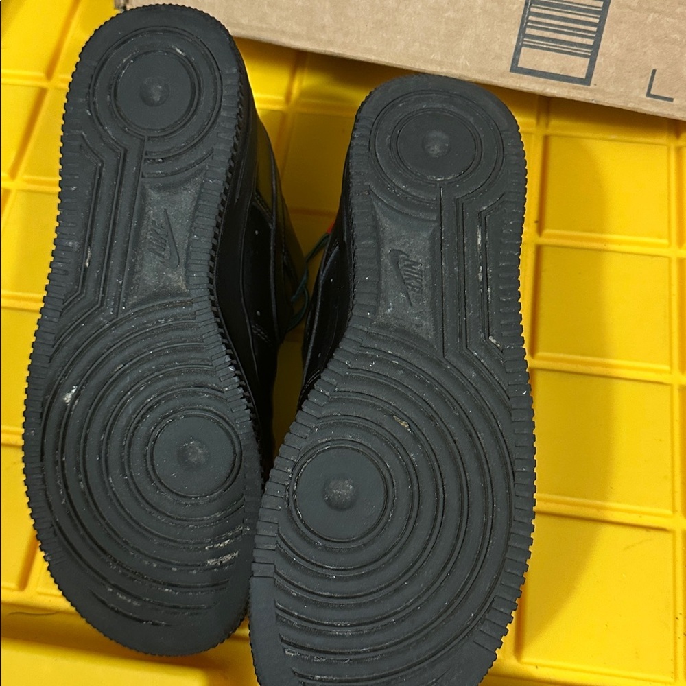 NIKE‎ AIR FORCE 1 '07 LV8 4 BLACK/BLACK-OBSIDIAN MIST CK4363 001 US MEN Size 7.5 - Picture 8 of 8